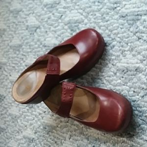 Dansko clogs size 37